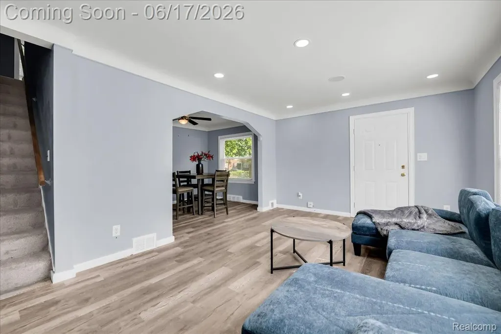 20114 Regent Drive Detroit City MI 48205