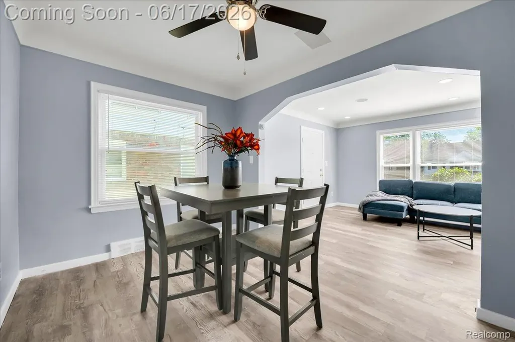 20114 Regent Drive Detroit City MI 48205