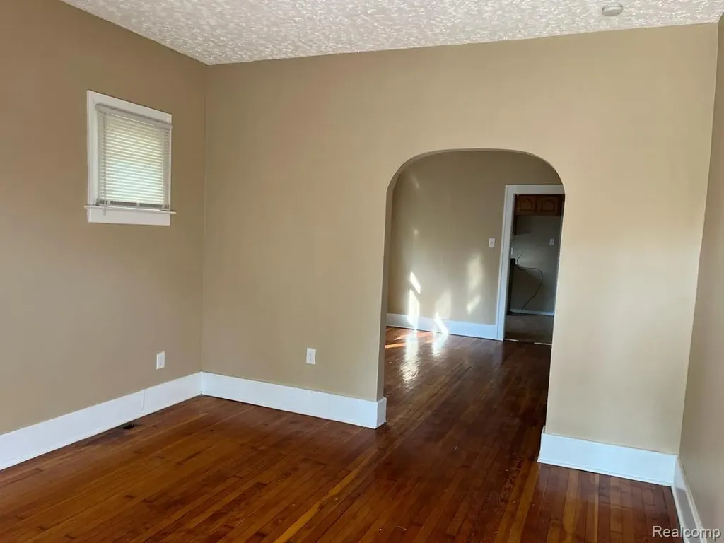 9694 Otsego Street Detroit City MI 48204