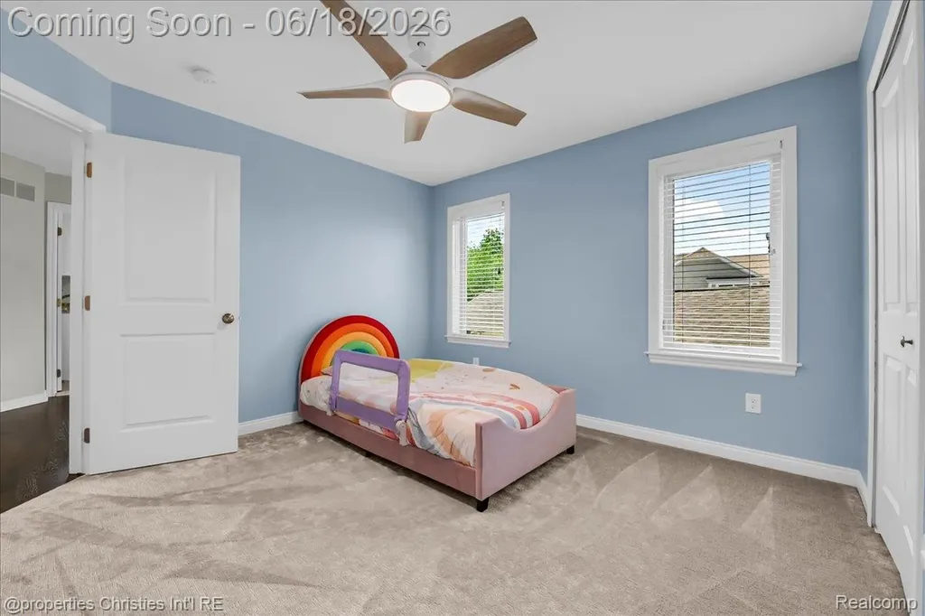 1363 Humphrey Avenue Birmingham City MI 48009