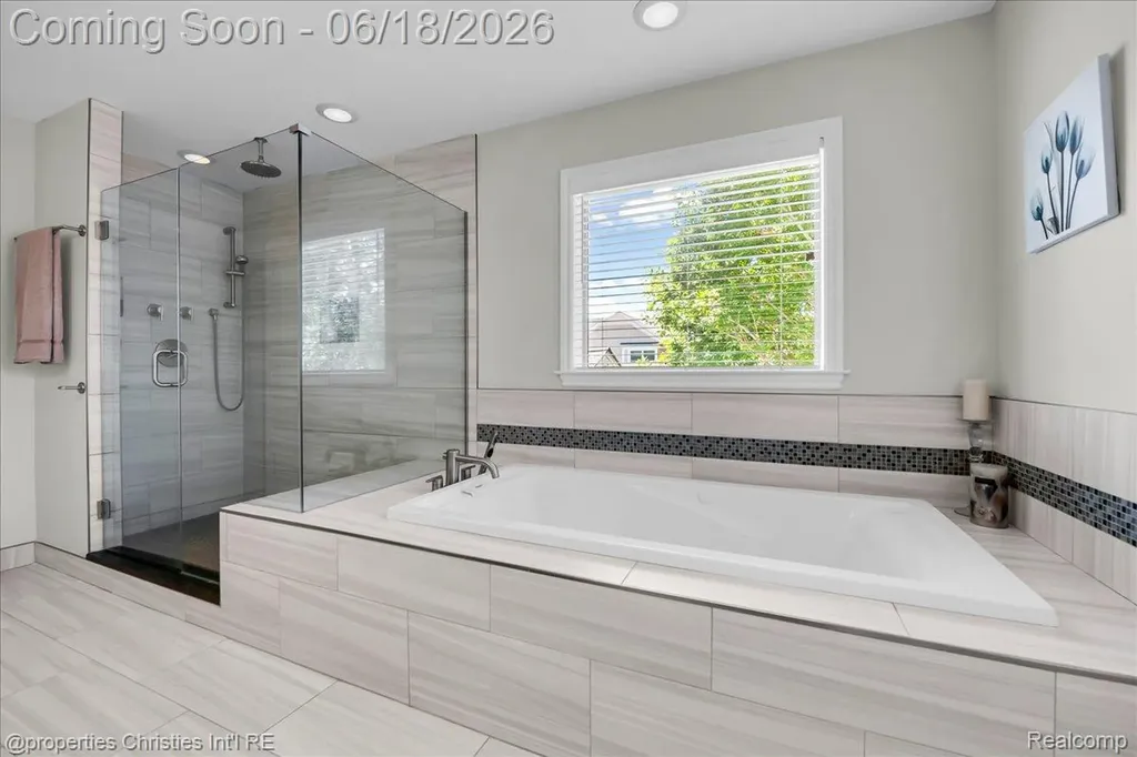 1363 Humphrey Avenue Birmingham City MI 48009