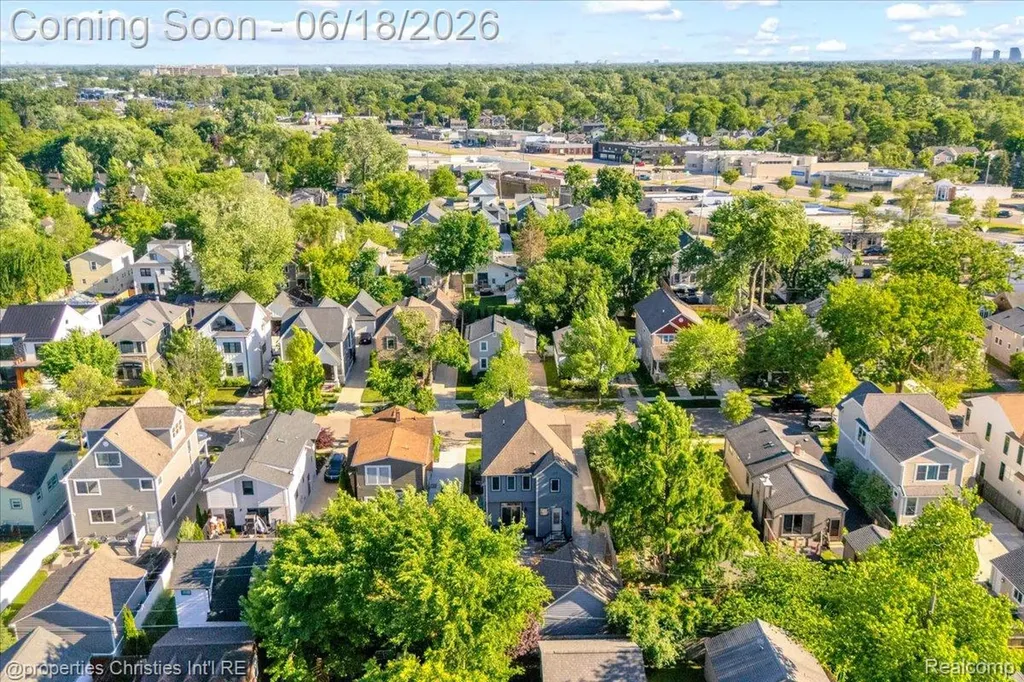 1363 Humphrey Avenue Birmingham City MI 48009