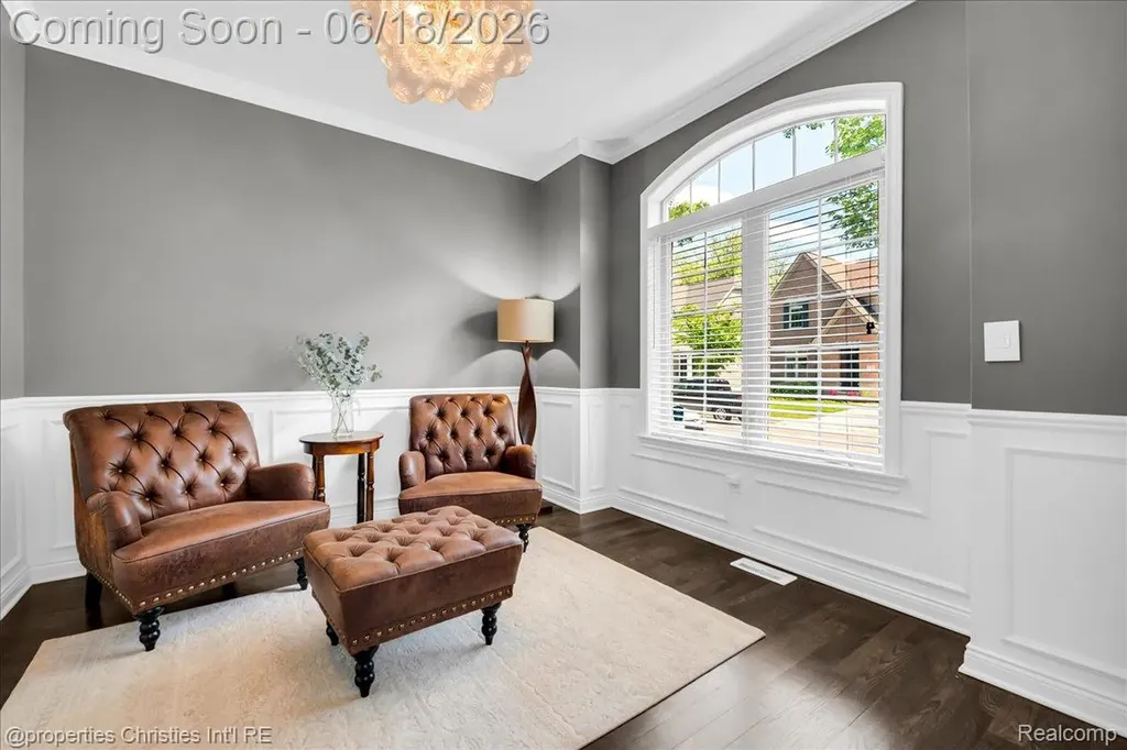 1363 Humphrey Avenue Birmingham City MI 48009