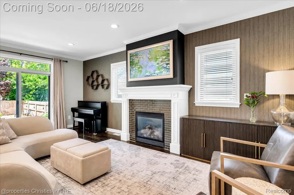 1363 Humphrey Avenue Birmingham City MI 48009