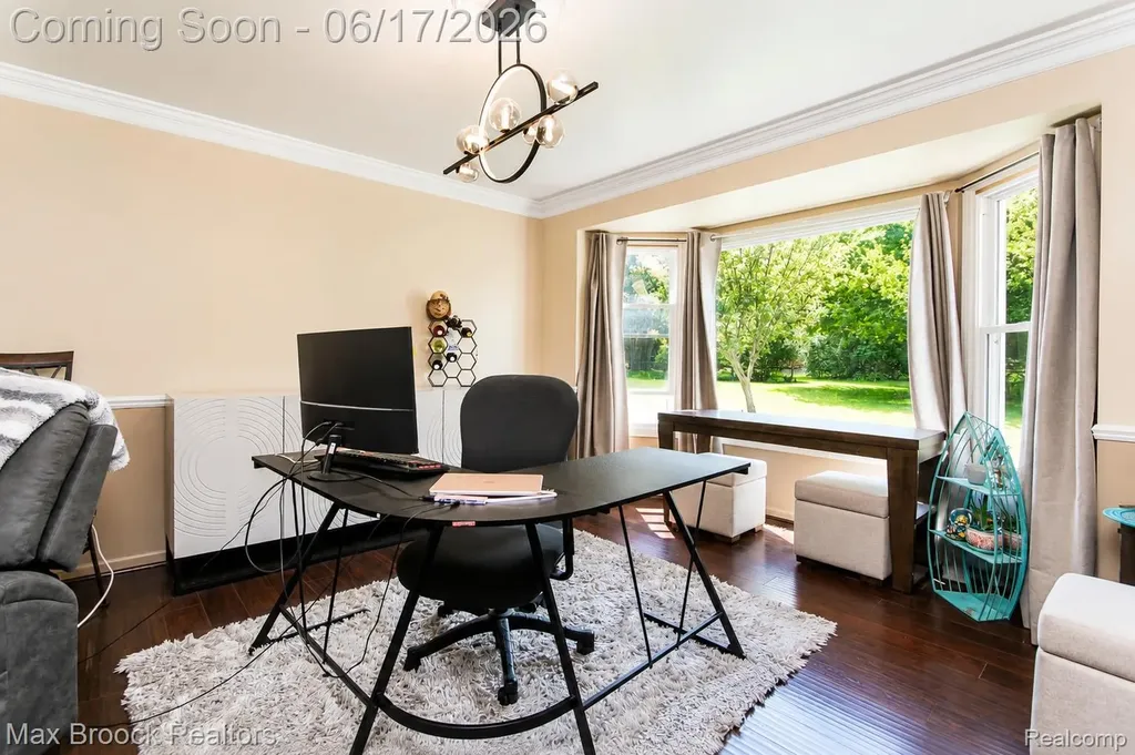 8952 Cynthia Court Commerce Charter Township MI 48382