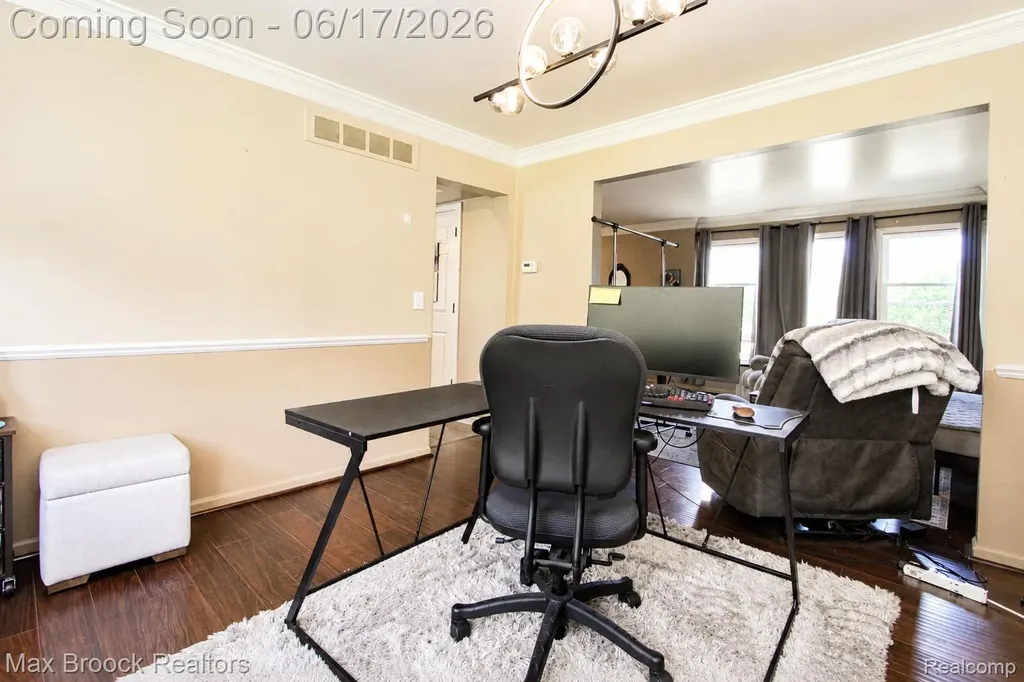 8952 Cynthia Court Commerce Charter Township MI 48382
