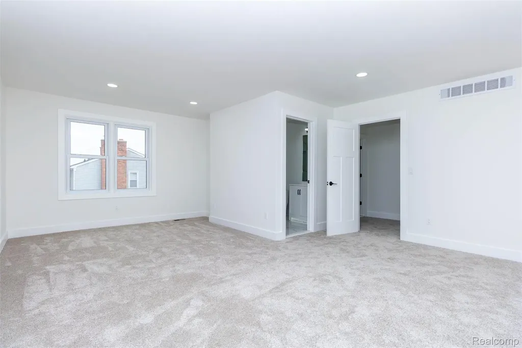 34640 Princeton Street Farmington Hills City MI 48331
