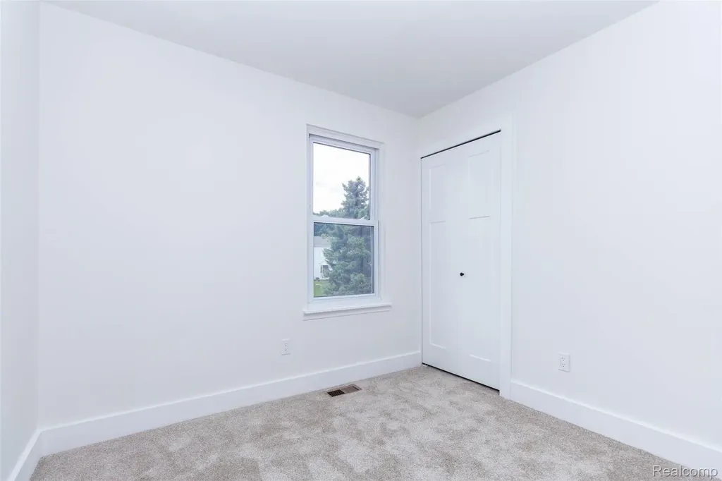 34640 Princeton Street Farmington Hills City MI 48331