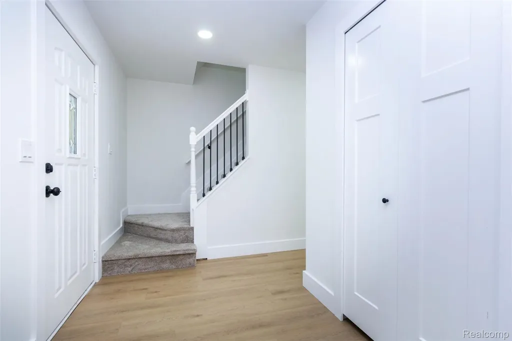 34640 Princeton Street Farmington Hills City MI 48331