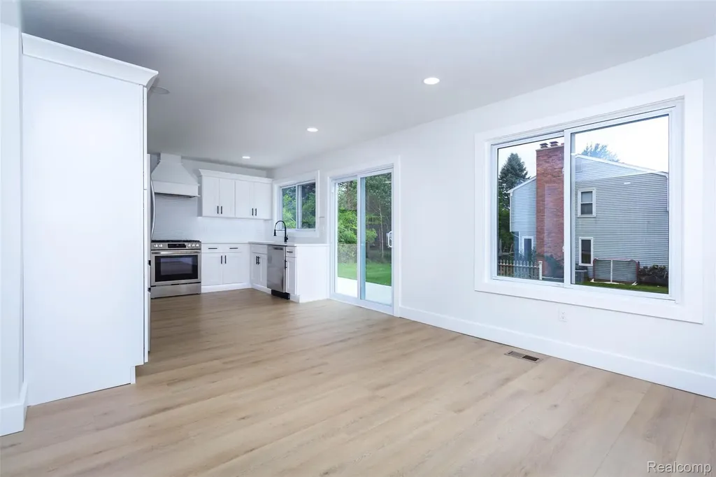 34640 Princeton Street Farmington Hills City MI 48331