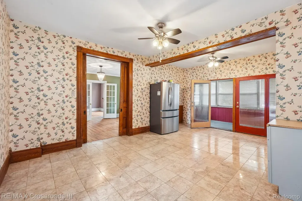 211 Woodward Street Ypsilanti City MI 48197