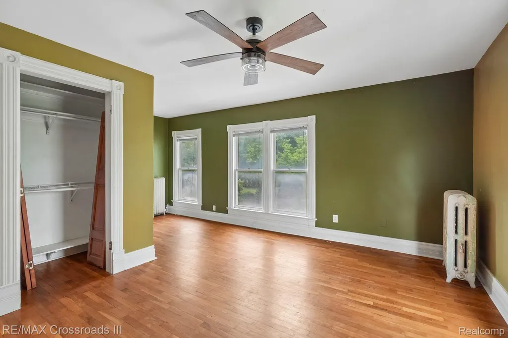211 Woodward Street Ypsilanti City MI 48197