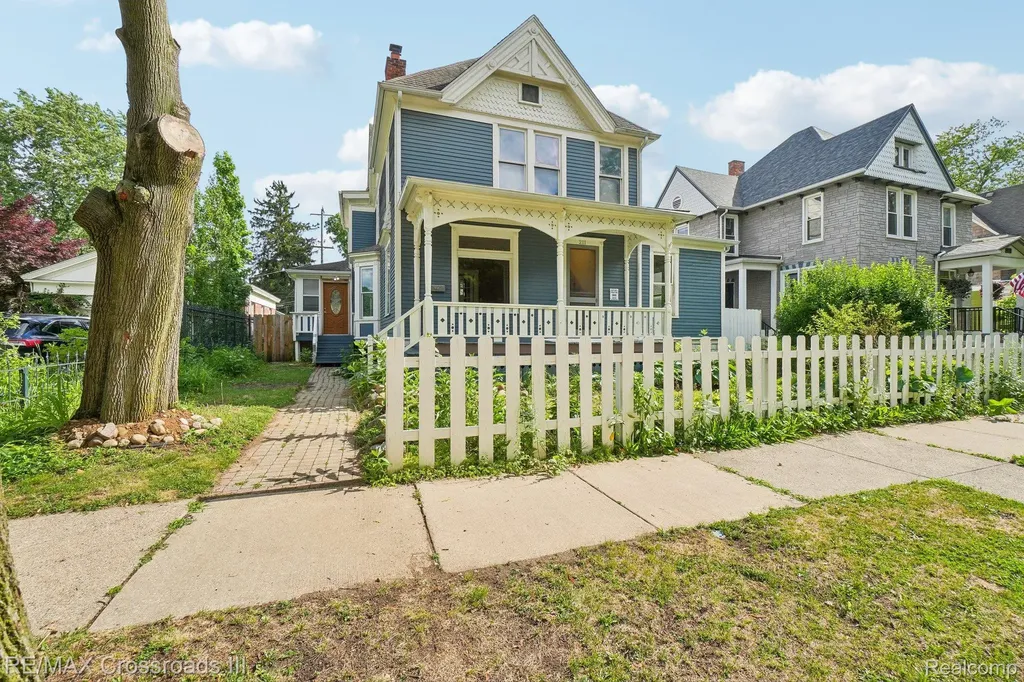 211 Woodward Street Ypsilanti City MI 48197