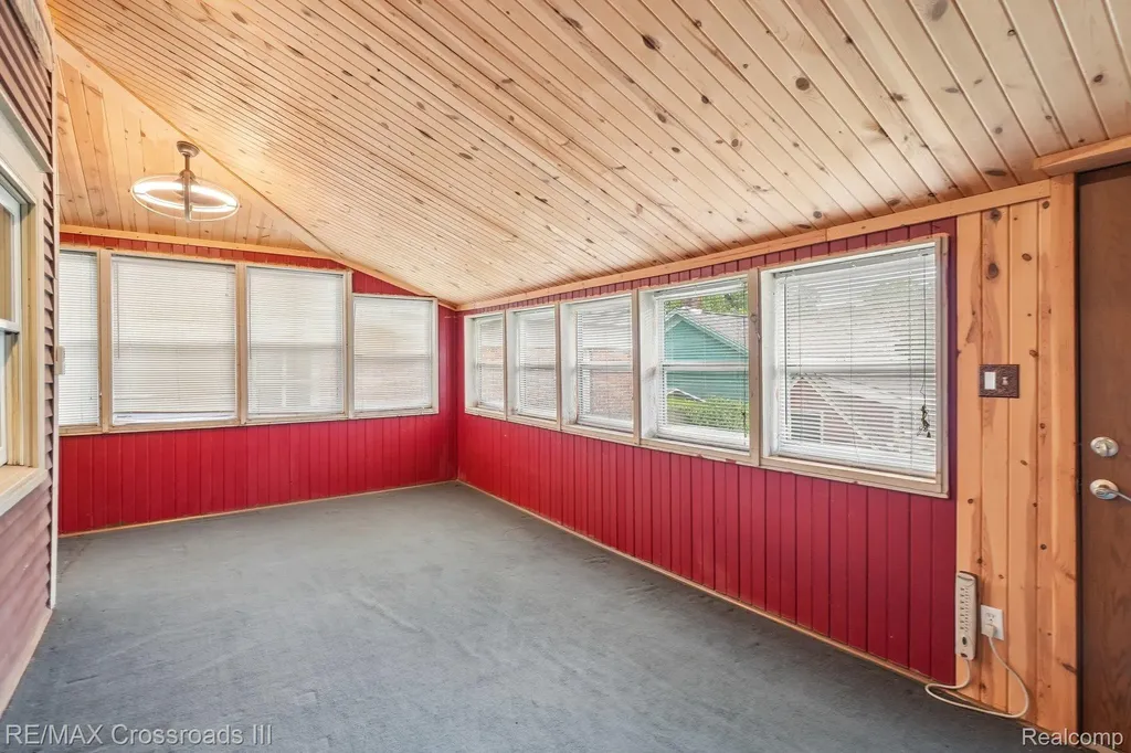 211 Woodward Street Ypsilanti City MI 48197
