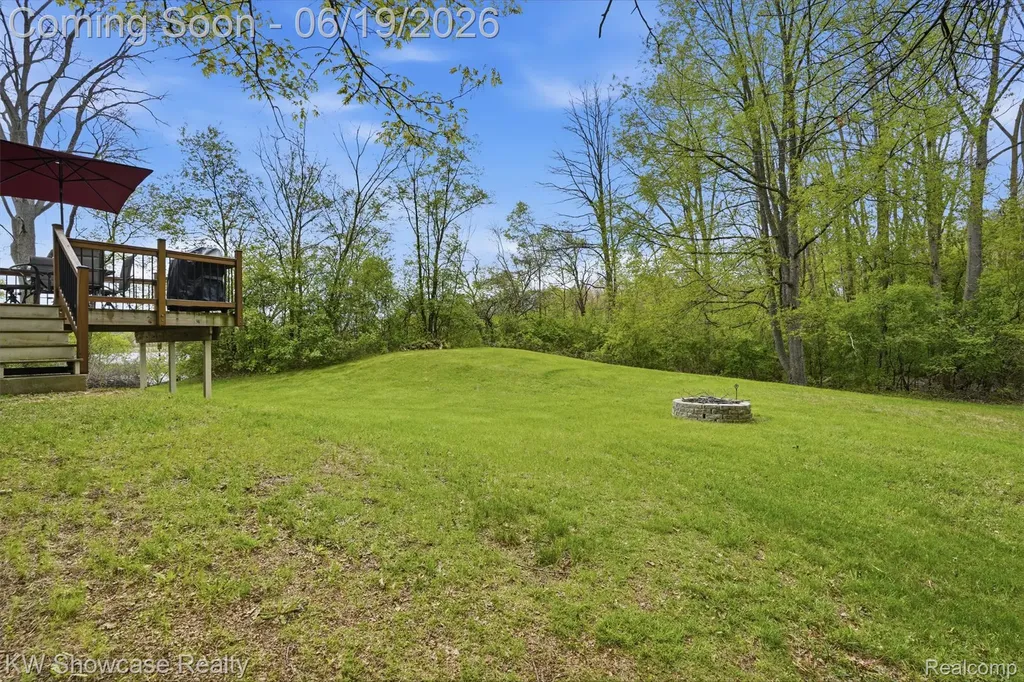 6053 N Bay Springfield Charter Township MI 48346