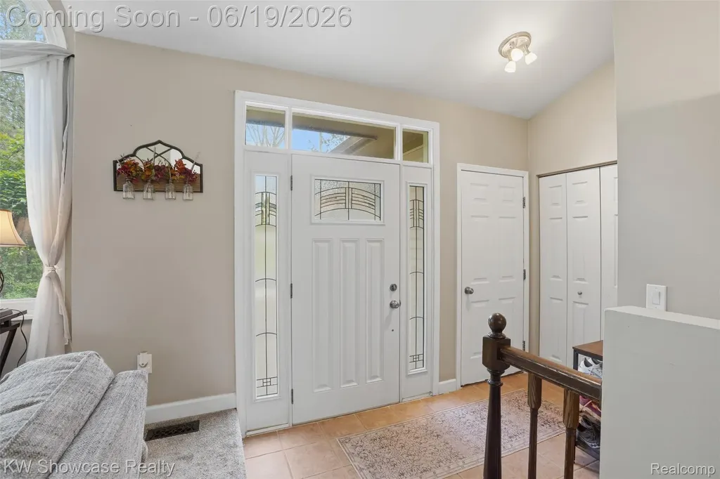 6053 N Bay Springfield Charter Township MI 48346