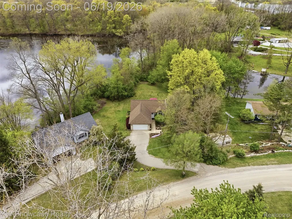 6053 N Bay Springfield Charter Township MI 48346