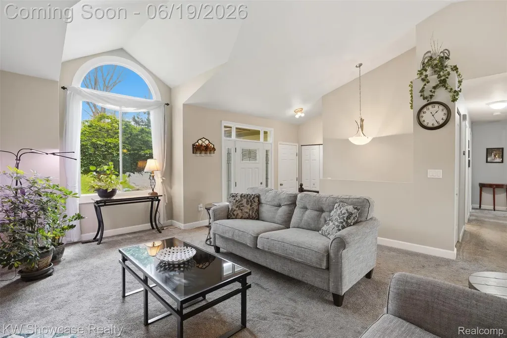 6053 N Bay Springfield Charter Township MI 48346