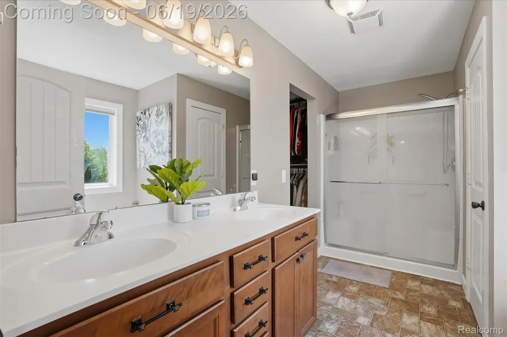 217 Shinnecock Drive Brighton Township MI 48114