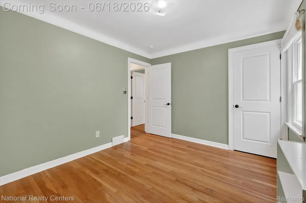 15969 Stamford Street Livonia City MI 48154