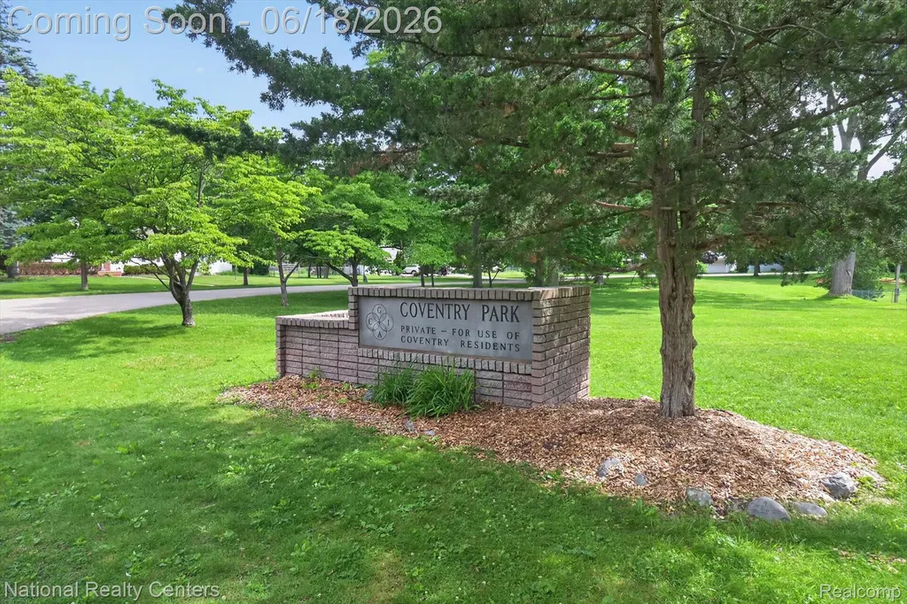 15969 Stamford Street Livonia City MI 48154