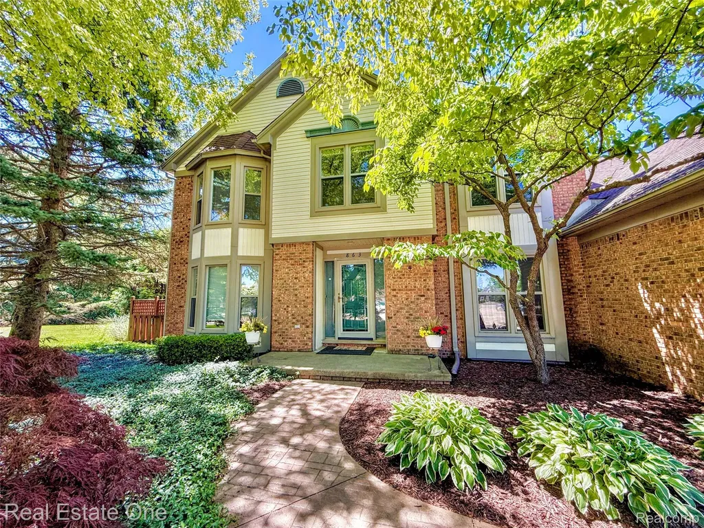 863 Superior Drive Troy City MI 48084