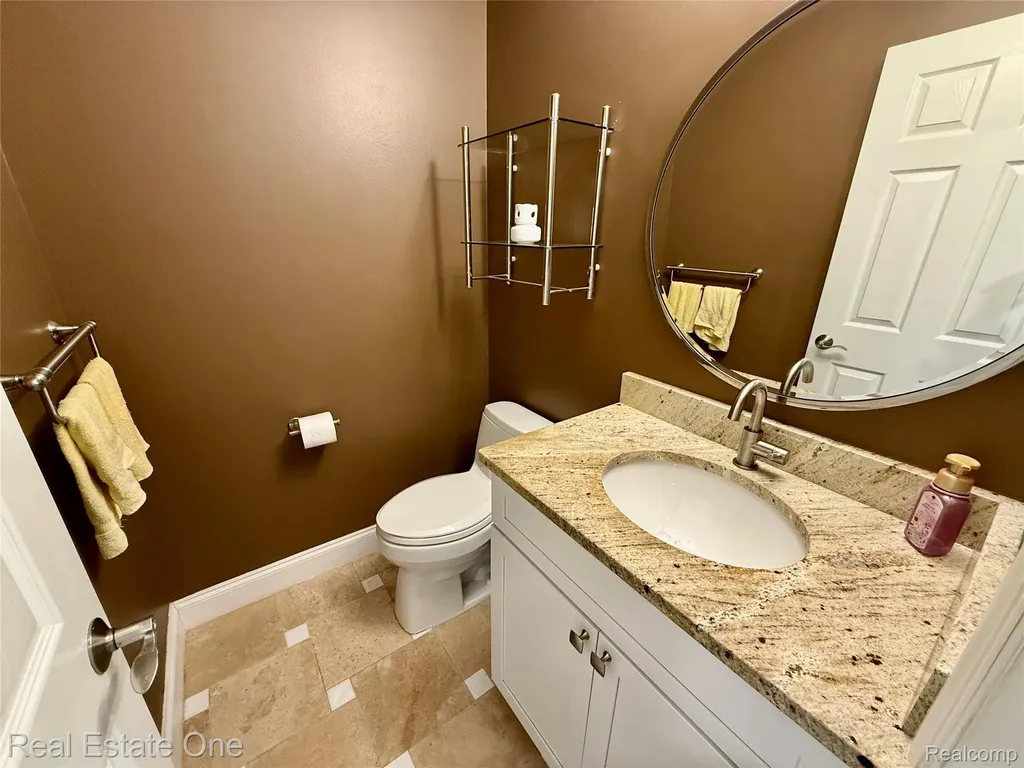 863 Superior Drive Troy City MI 48084