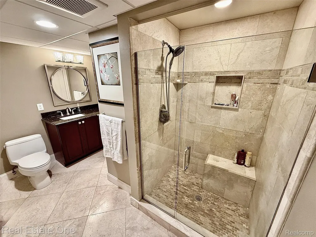 863 Superior Drive Troy City MI 48084