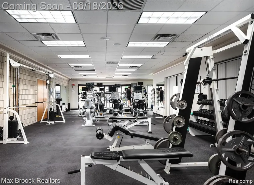 44 Kensington Boulevard Pleasant Ridge City MI 48069