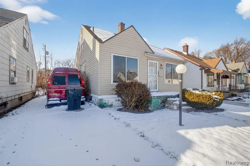 18821 Caldwell Street Detroit City MI 48234