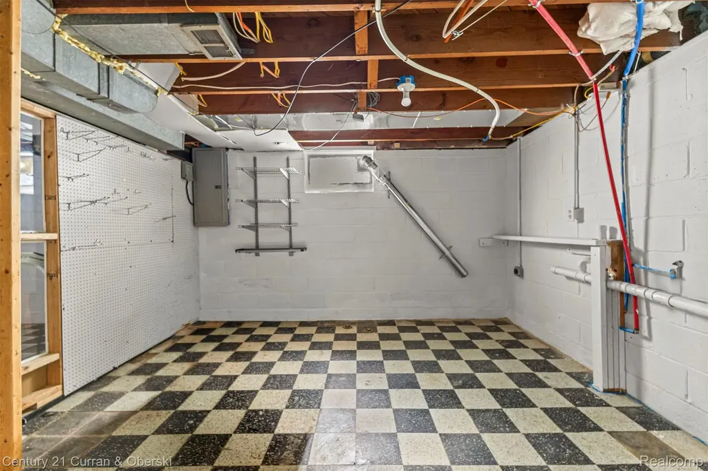 9976 Pierson Street Detroit City MI 48228