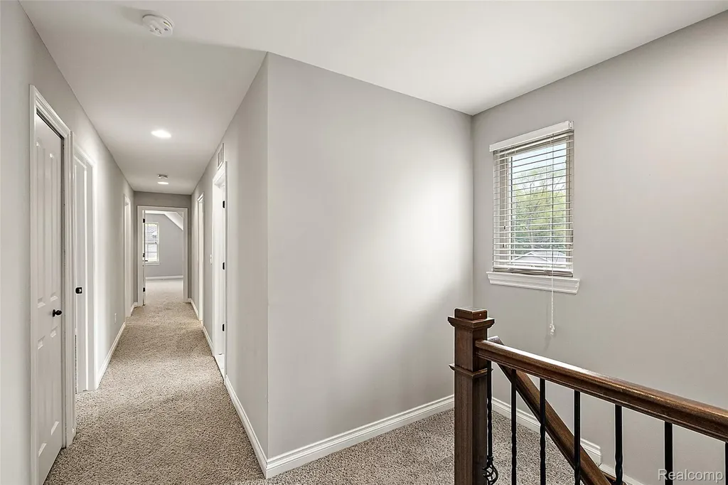 215 La Plaza Court Royal Oak City MI 48073