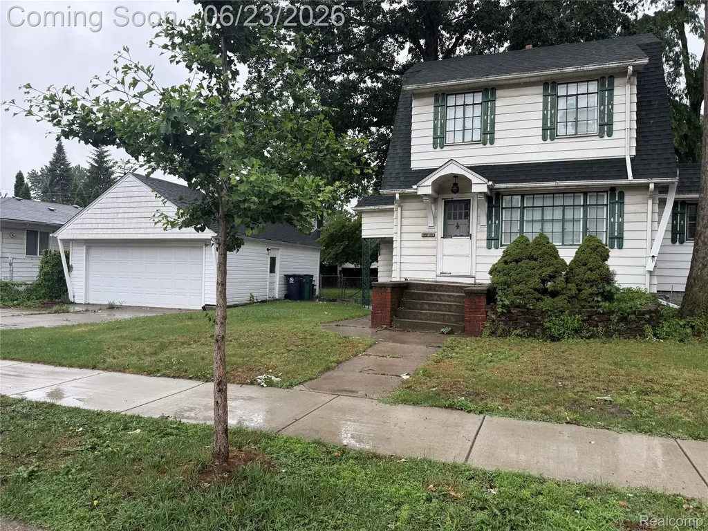 1214 Mclean Avenue Royal Oak City MI 48067