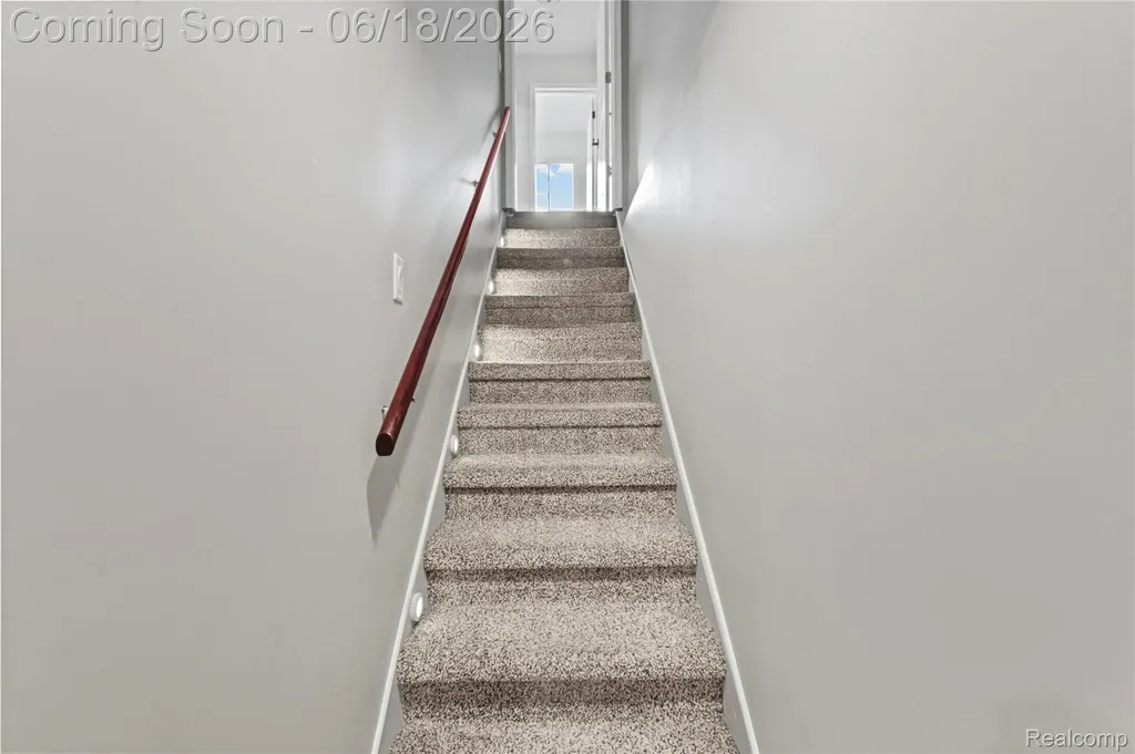 2511 Coral Drive Troy City MI 48085