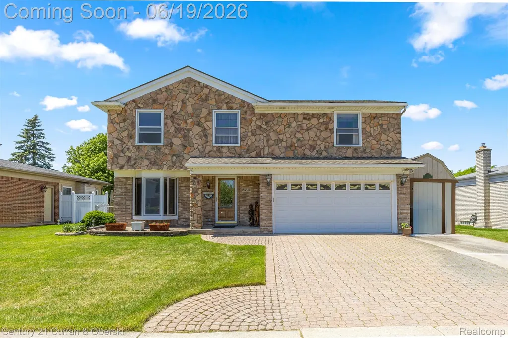 23312 E Fairway Drive Woodhaven City MI 48183
