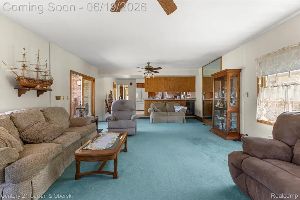 23312 E Fairway Drive Woodhaven City MI 48183