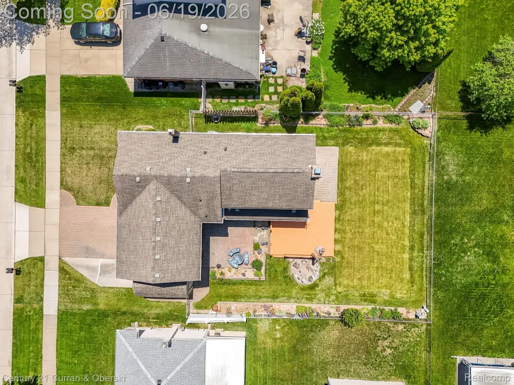 23312 E Fairway Drive Woodhaven City MI 48183