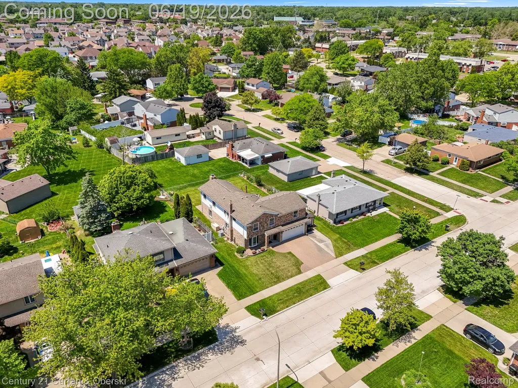 23312 E Fairway Drive Woodhaven City MI 48183