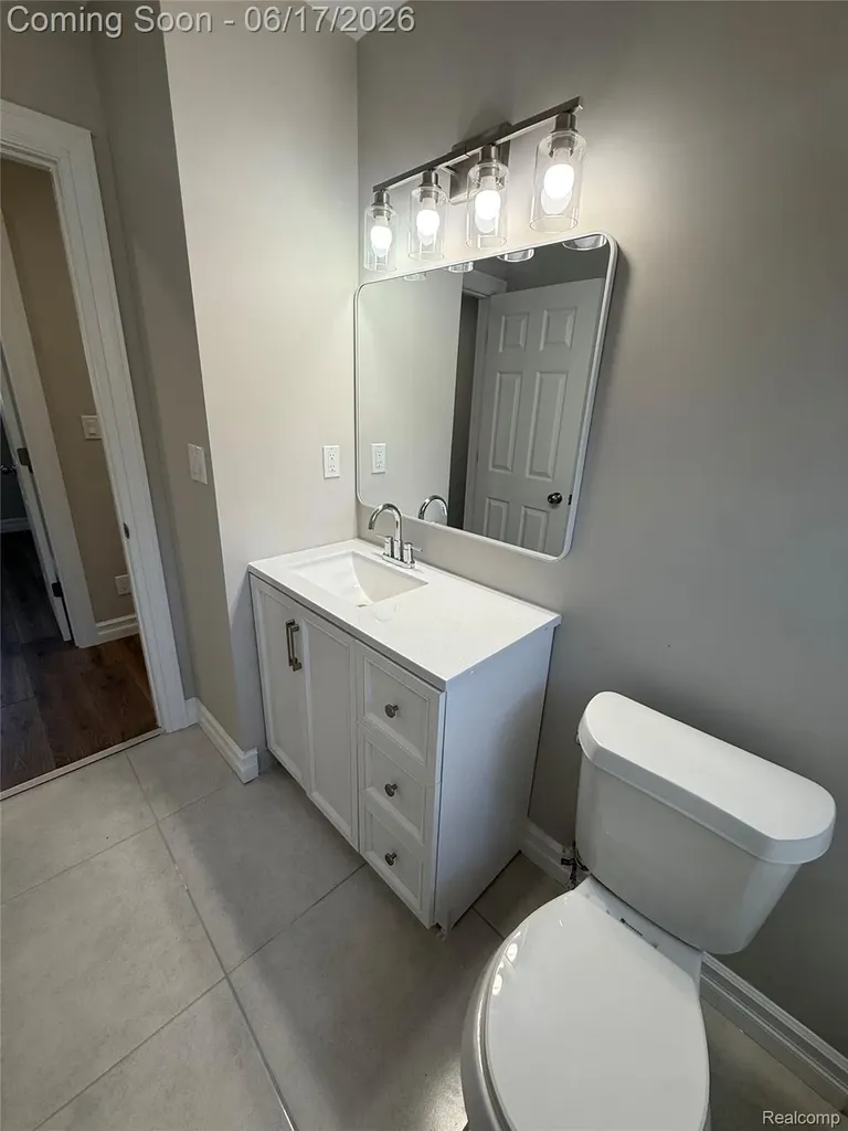 23541 Elmira Street St. Clair Shores City MI 48082