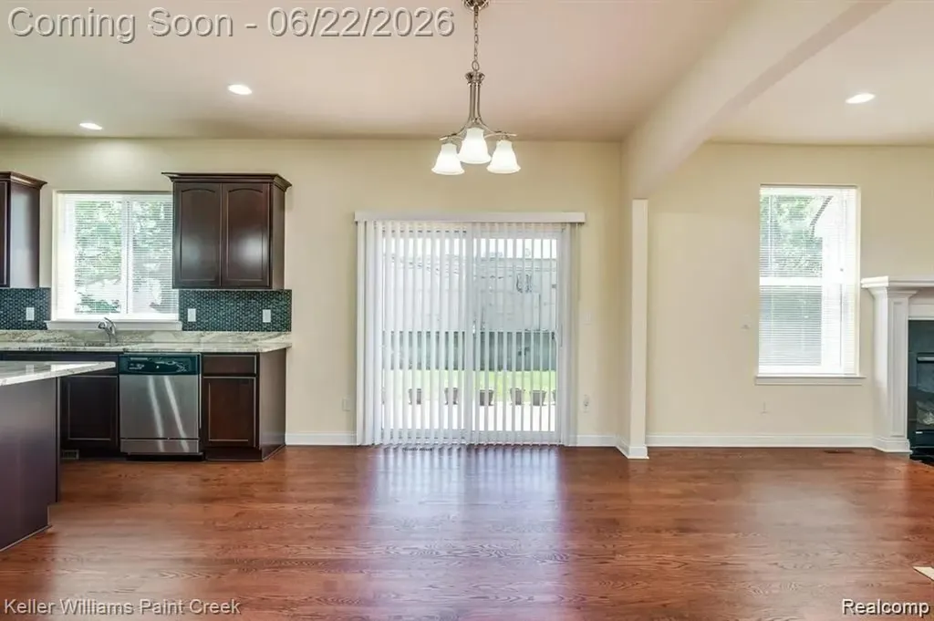 57 Forthton Drive Troy City MI 48084