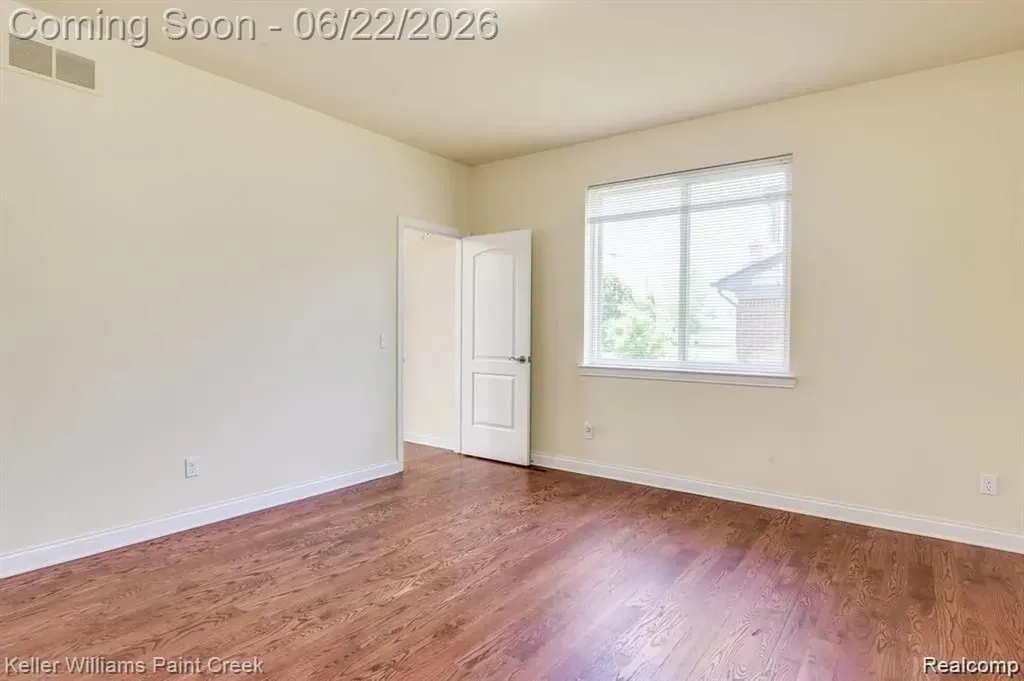 57 Forthton Drive Troy City MI 48084