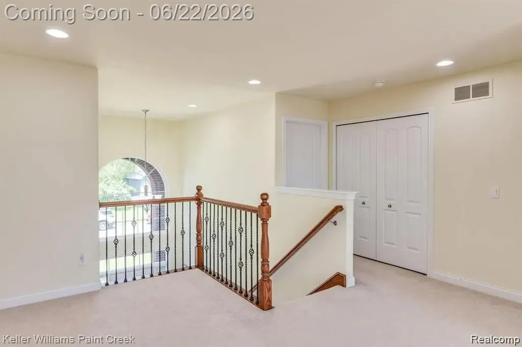 57 Forthton Drive Troy City MI 48084