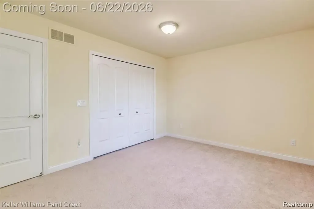 57 Forthton Drive Troy City MI 48084