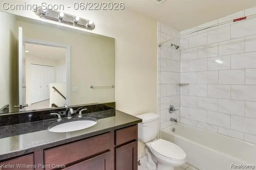 57 Forthton Drive Troy City MI 48084