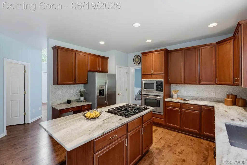 25035 Samoset Court Novi City MI 48374