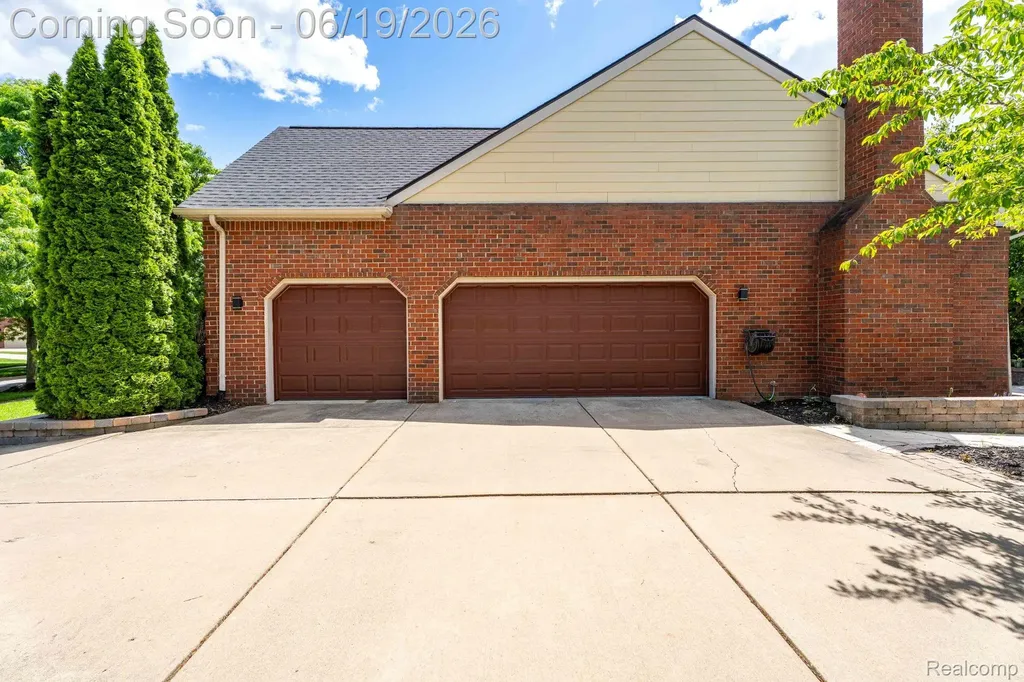 25035 Samoset Court Novi City MI 48374