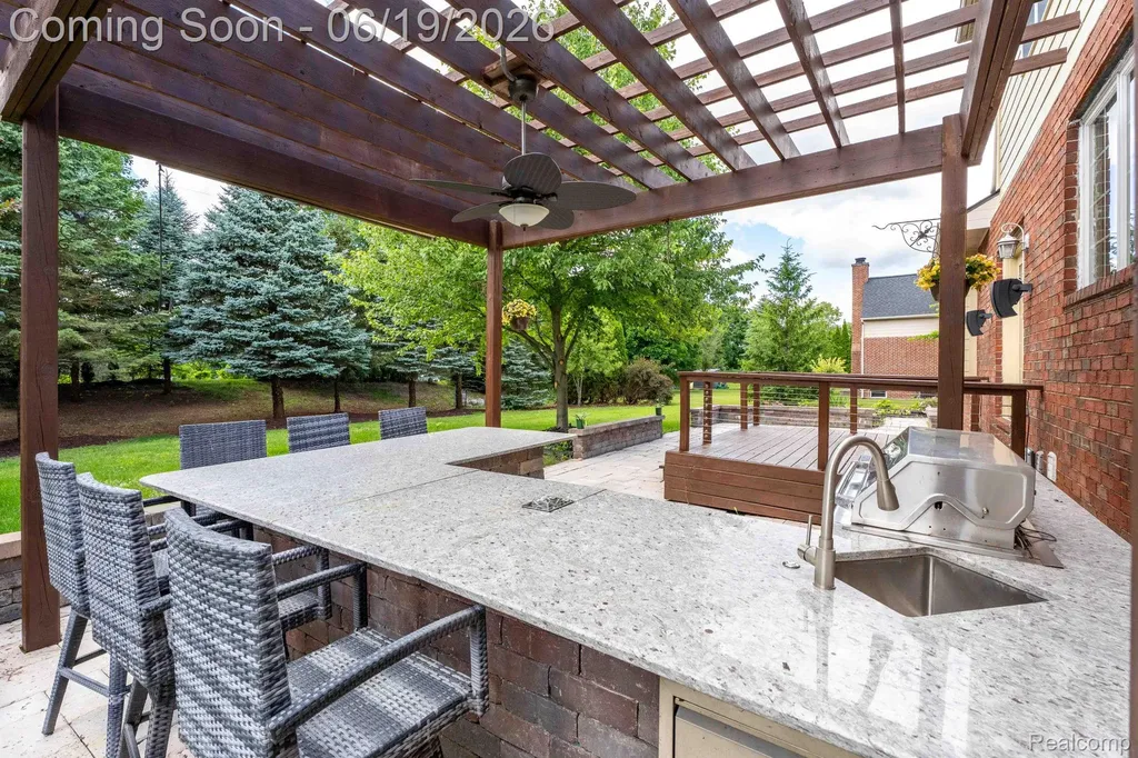 25035 Samoset Court Novi City MI 48374