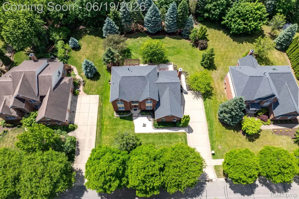 25035 Samoset Court Novi City MI 48374