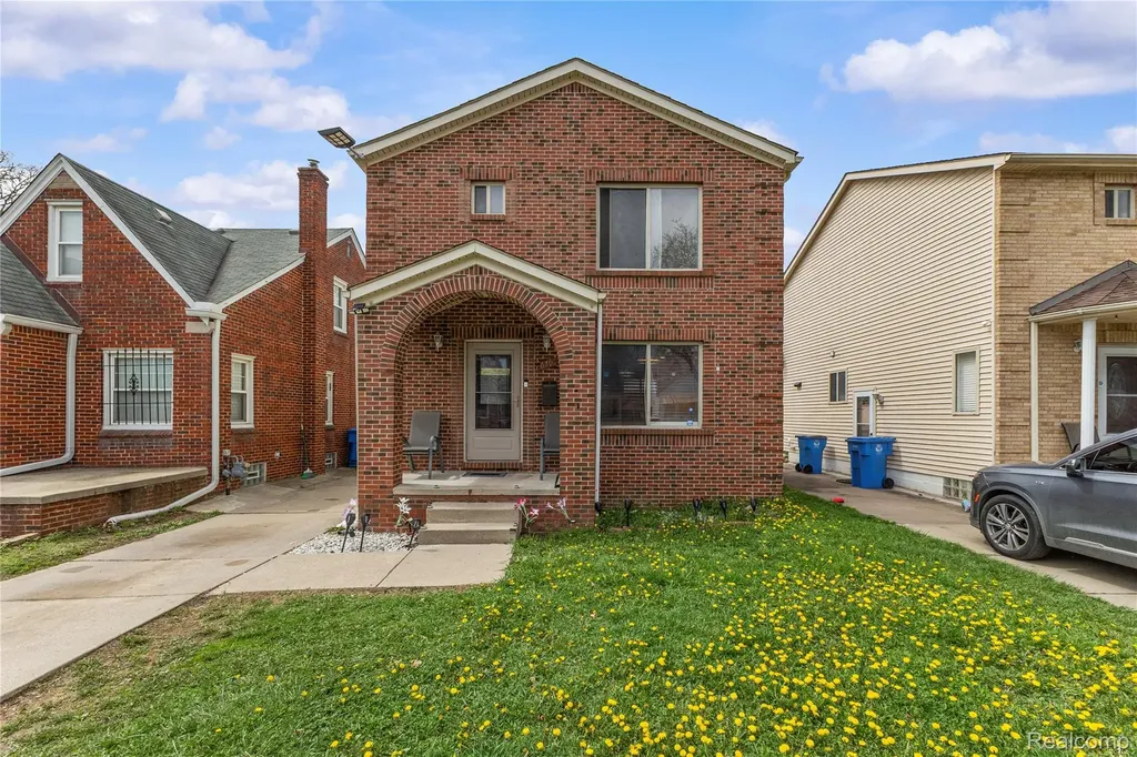 6795 Heyden Street Dearborn Heights City MI 48127