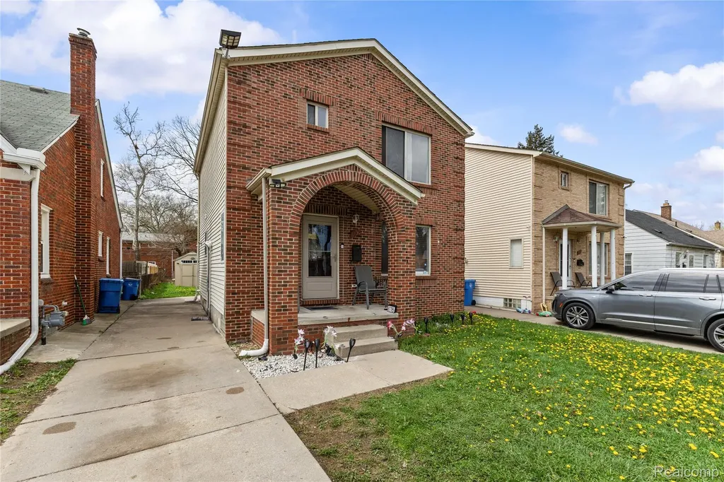 6795 Heyden Street Dearborn Heights City MI 48127